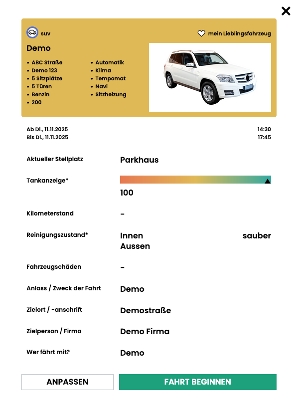 Check-in-Ansicht in der DEIN RAUM Fuhrparkmanagement Software mit Fahrzeugdetails, Tankanzeige und Reinigungszustand.
